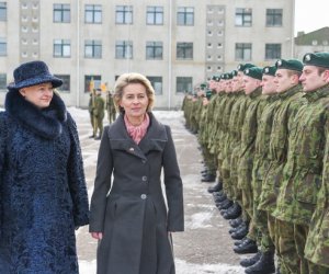 Литва официально принимает батальон НАТО