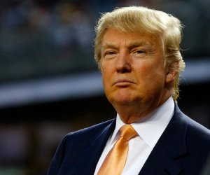 Трамп начинает процесс по сокращению  государственного регулирования