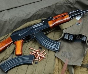 Литовские военные нашли в ходе операции ЕС Sophia нелегально перевозившееся оружие