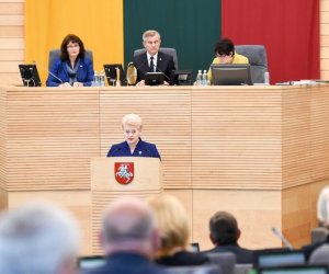 Президент Литвы Даля Грибаускайте выступила в Сейме с годовым сообщением (дополняется)