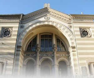 Ученые и дипломаты обсуждают в Вильнюсе, как избежать антисемитизма и ксенофобии