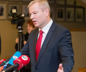 Конституционный суд Литвы приступит к рассмотрению дела об импичменте парламентарию М. Бастису