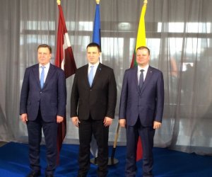 Премьеры стран Балтии подтвердили, что синхронизируют ЛЭП с Европой через Польшу