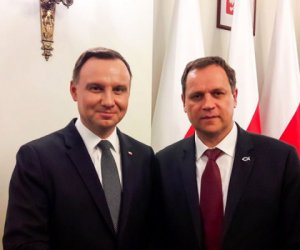 В. Томашевский встретился с президентом Польши А. Дудой