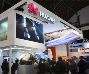 Литовские ведомства проведут консультации с Telia по поводу оборудования Huawei