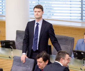 Спикер Cейма Литвы обещает создать комиссию по действиям депутата М. Маяускаса