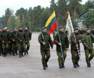 Уходящим в запас литовским военным будет легче трудоустроиться