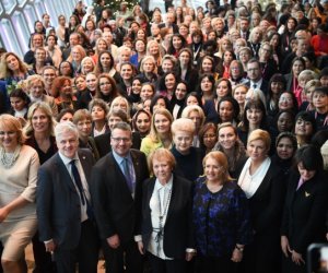 На форум женщин-политиков в Литву прибывают представительницы почти ста стран