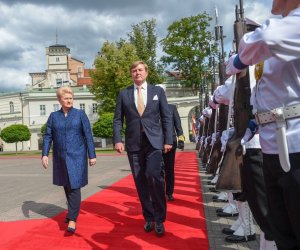 Король Нидерландов в Каунасе почтит память голландского дипломата, спасавшего евреев