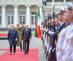 Президент Италии выражает солидарность с Литвой в связи с вызовами безопасности