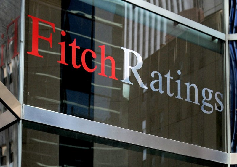 Fitch      B+,  