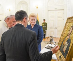 Встреча с папой укрепит веру литовцев, говорит президент Д. Грибаускайте (дополнено)