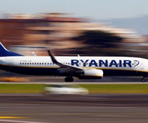 Ryanair отменяет полеты из Литвы в Мадрид, Барселону и Жирону