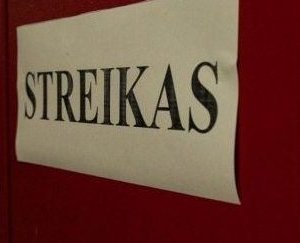 Учителя в Литве бастуют в связи со штатной оплатой