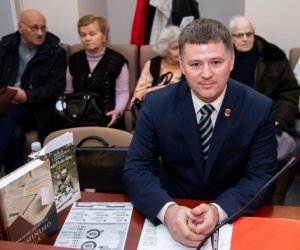 В. Титов намерен обжаловать в ЕСПЧ решение о нарушении им присяги (дополнено)