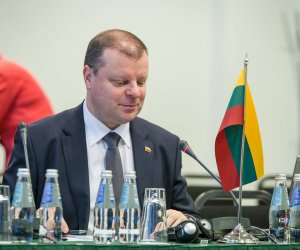 Премьер отмечает, что Литва продолжит подготовку к Brexit без договора