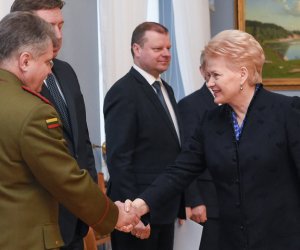 Президент Литвы выражает доверие командующему ВС Литвы В. Жукасу (дополнено)