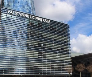 Государство может разрешить Больничной кассе закупать лекарства для заключённых со СПИДом