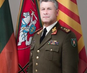 В. Рупшис: армии Литвы нужна последовательная работа, а не революции