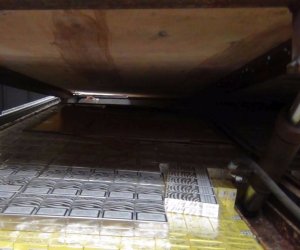 Литовские пограничники задержали коллегу, провозившего контрабандные сигареты