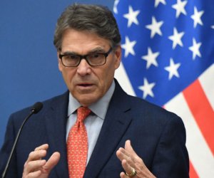 Вильнюс посетит секретарь по энергетике США Р. Перри