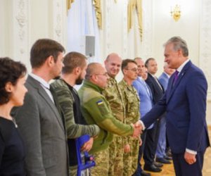 Президент встретился с находящимися в Литве на лечении украинскими военными