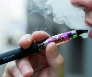 Планируется ужесточить доступность электронных сигарет в Литве (уточнения) 