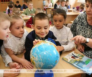 Повышены выплаты учителям литовского языка в Беларуси, Польше и Калининграде