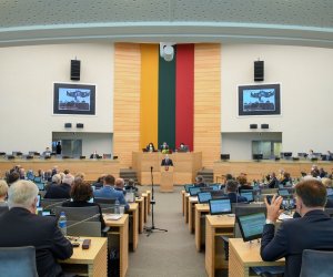 В Литве отмечается столетие парламентаризма (дополнено)