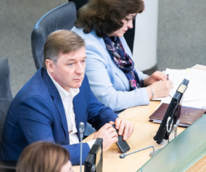 Правящие "аграрии" прорейтингуют список своих кандидатов в Сейм