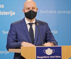 Министр: карантин в Литве предложат продлить еще минимум на 3 недели (дополнено)