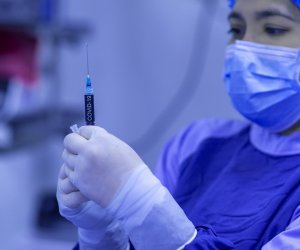 За сутки в Литве - 561 новый случай COVID-19, скончались 15 человек (поправки)