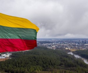 Эксперты: Китай может попытаться наказать Литву за Тайвань, но крупного ущерба не будет (дополнено)