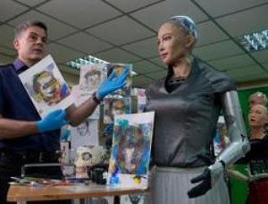 София, художник-робот, продает свое искусство за 688 888 долларов 