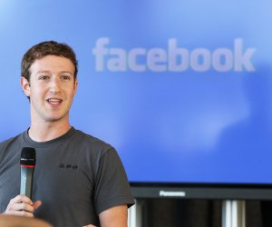 Во время утечки данных из Facebook «слили» в сеть телефон Марка Цукерберга 