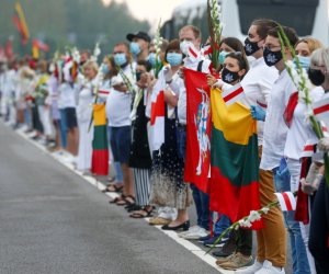 В марте этого года выросла и смертность и рождаемость в Литве