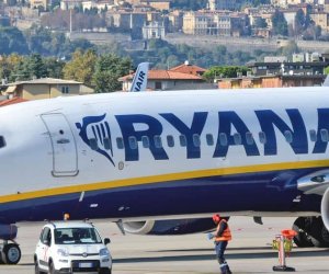 Ryanair с осени возобновит полеты из Каунаса в Стокгольм