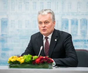 Президент Литвы поздравил всех россиян с Днем России