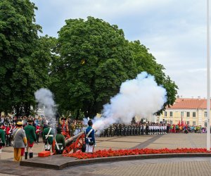 В Литве отмечают День государства