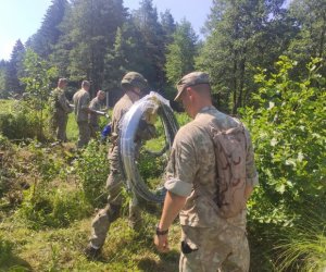 Литовская армия будет участвовать в охране мест расселения мигрантов – министр (дополнено)