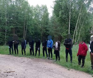 В Литву не впустили около 30 нелегальных мигрантов, один принят по гуманитарным причинам