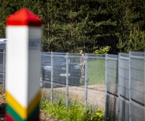 В Литву на границе с Беларусью не впустили около 30 нелегальных мигрантов