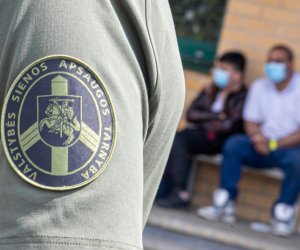 На границе с Беларусью в Литву не были пропущены 73 нелегальных мигранта