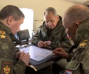 Россия заявила об отводе 10 тысяч солдат от границы с Украиной