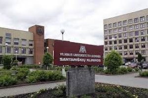 Уголовное дело по подозрениям в коррупции в клинике Сантарос передано в суд