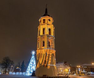 В канун Нового года по-новому засветилась колокольня Кафедрального собора