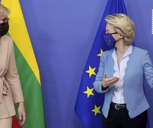 И. Шимоните обсудила с председателем ЕК пандемию, положение на границе, ограничения Китая