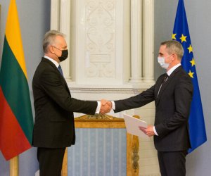 Президент Литвы призвал нового представителя в Женеве стремиться к распространению демократии