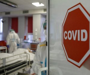 COVID-19 в Литве за сутки: 8 662 новых случая, 12 скончавшихся (дополнено)