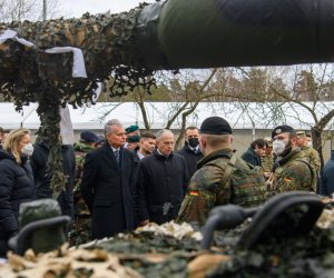 Президент Литвы: единство НАТО не позволит России подорвать нынешний миропорядок (дополнено)